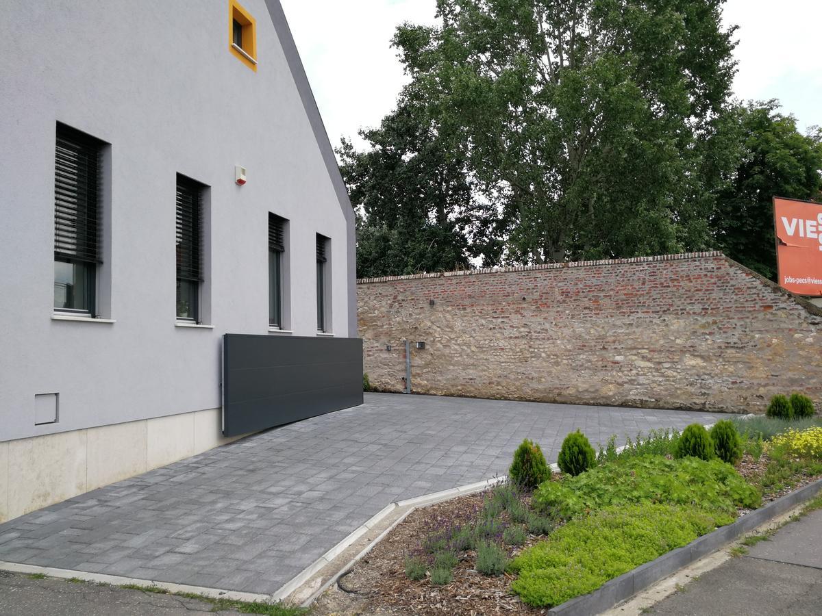 Zsinko Villa Pecs Luaran gambar